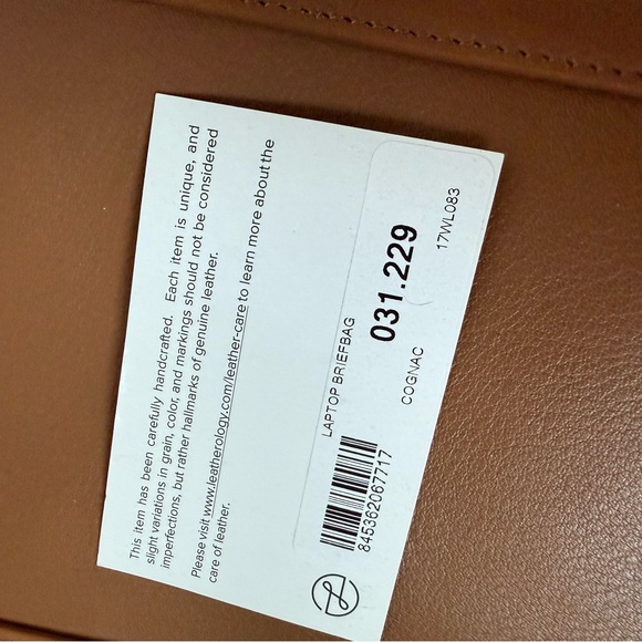 Leatherology laptop bag. Camel. EUC. Soft leather travel work bag - Picture 10 of 13